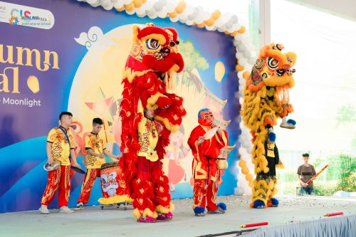 NHÌN LẠI MỘT MÙA TRUNG THU RỘN RÀNG, ĐA MÀU SẮC VÀ ĐẦY Ý NGHĨA TẠI TRƯỜNG QUỐC TẾ HIM LAM BẮC NINH